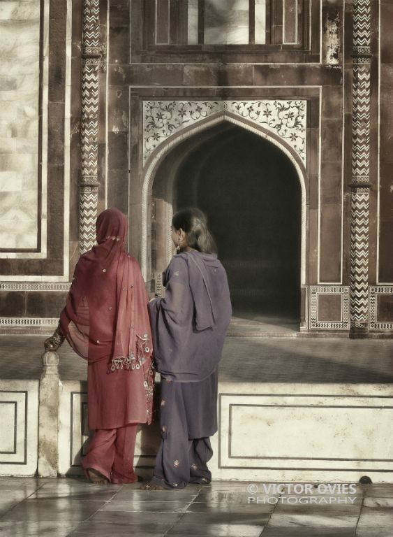Agra- Women at the Taj Mahal